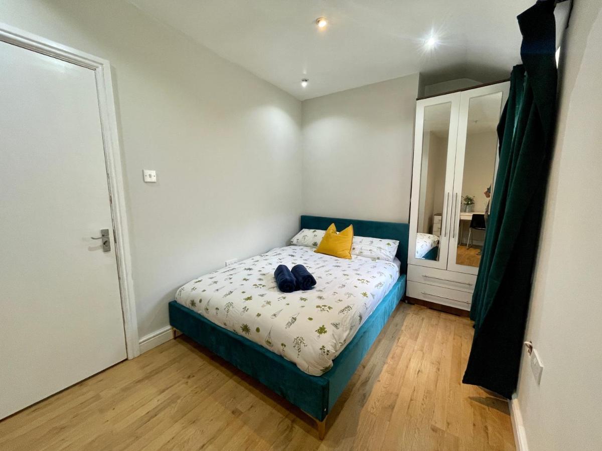 One Bedroom Apartment In City Centre Cardiff Esterno foto