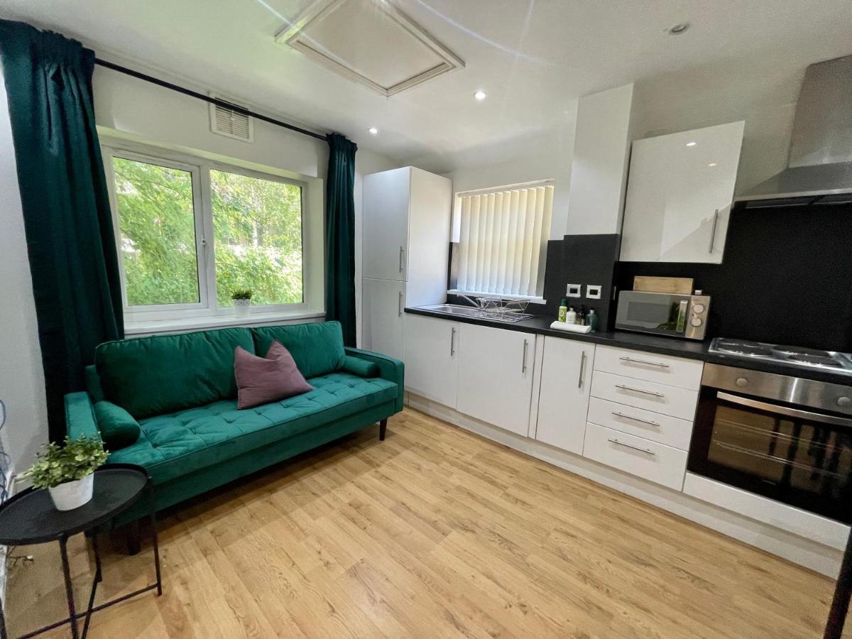 One Bedroom Apartment In City Centre Cardiff Esterno foto