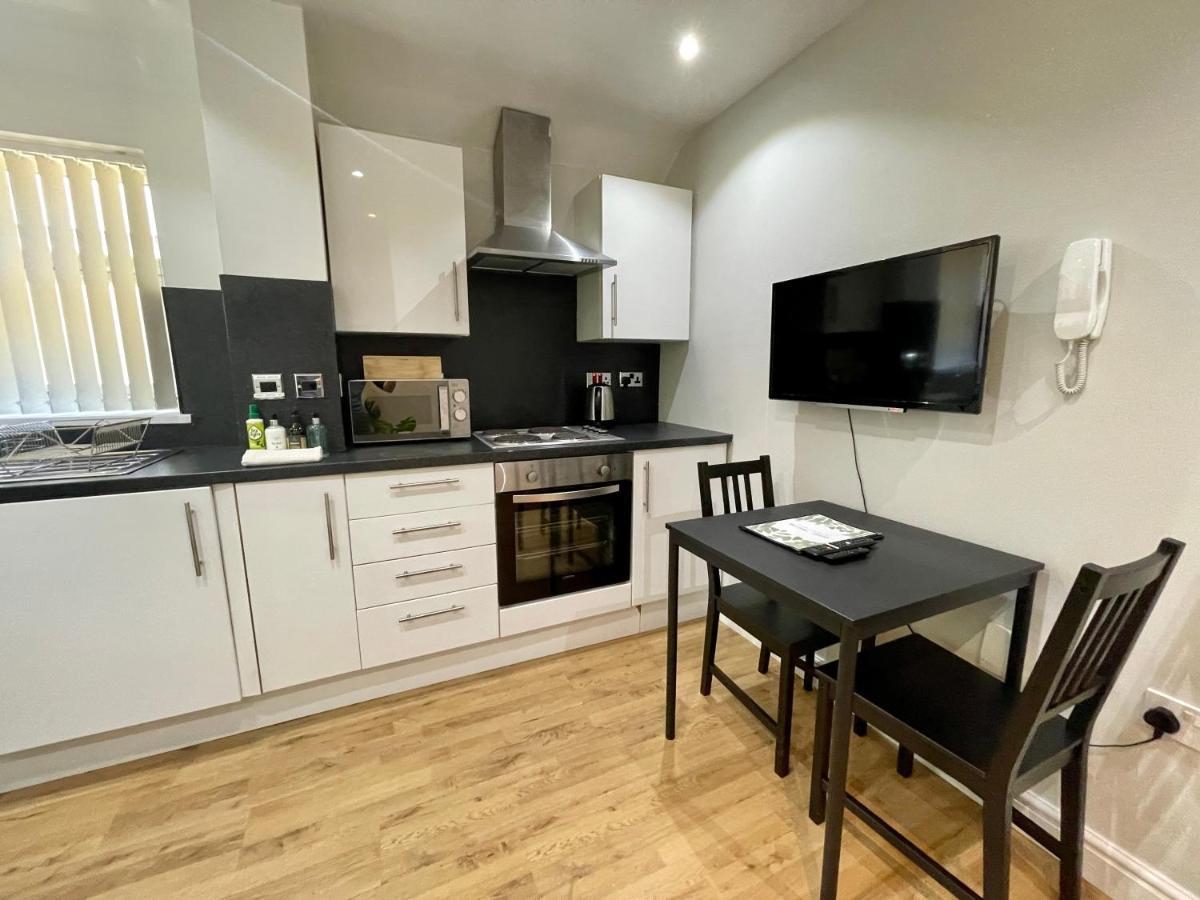 One Bedroom Apartment In City Centre Cardiff Esterno foto